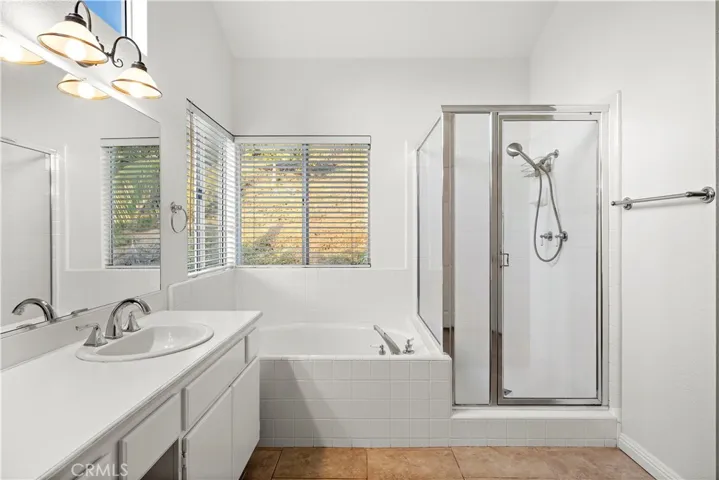 20682 Porter Ranch Road, Trabuco Canyon, California 92679