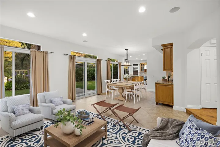 20682 Porter Ranch Road, Trabuco Canyon, California 92679
