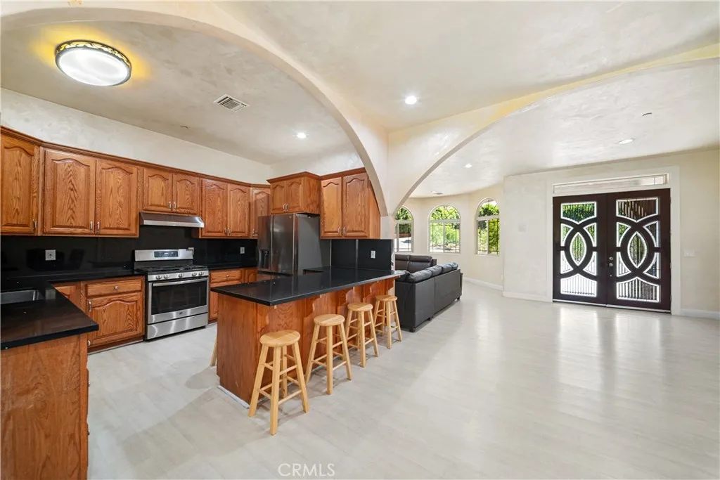 12605 Kagel Canyon Road, Sylmar, California 91342 home-pic-9