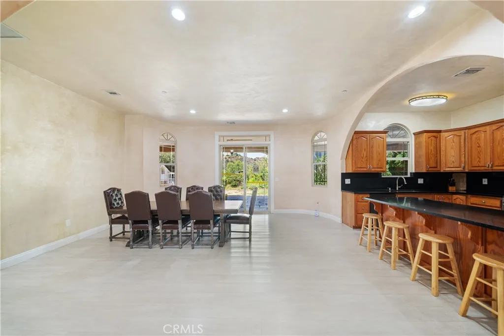 12605 Kagel Canyon Road, Sylmar, California 91342 home-pic-11