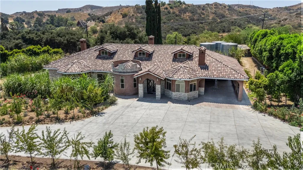 12605 Kagel Canyon Road, Sylmar, California 91342 home-pic-1