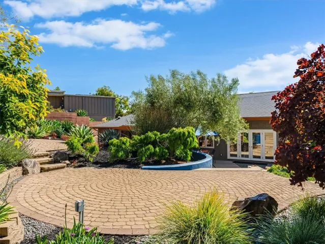 2036 Skylark Lane, San Luis Obispo, California 93401