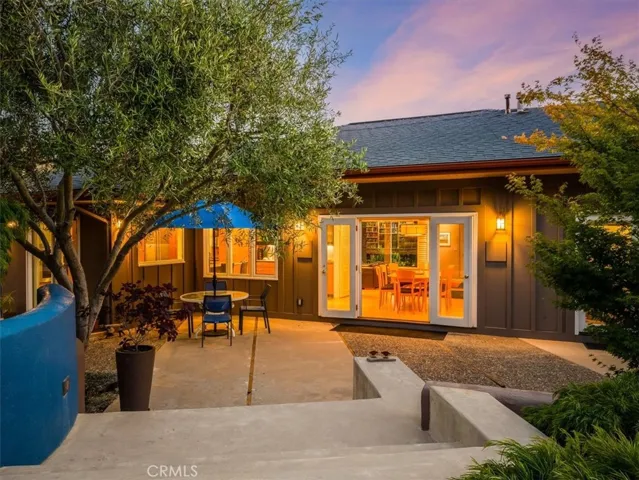 2036 Skylark Lane, San Luis Obispo, California 93401