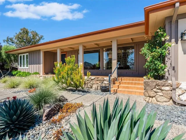 2036 Skylark Lane, San Luis Obispo, California 93401