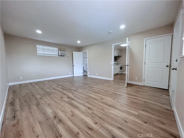 1125 E E St 2, Ontario, California 91764, ,1 BathroomBathrooms,Residential Lease,For Rent,E E st,WS25163798