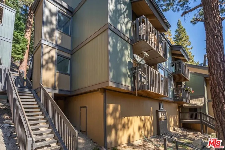 1629 Majestic Pines Drive 23, Mammoth Lakes, California 93546