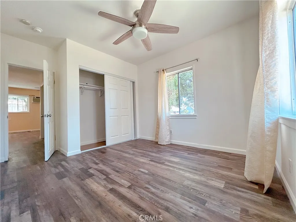 gallery-image 4