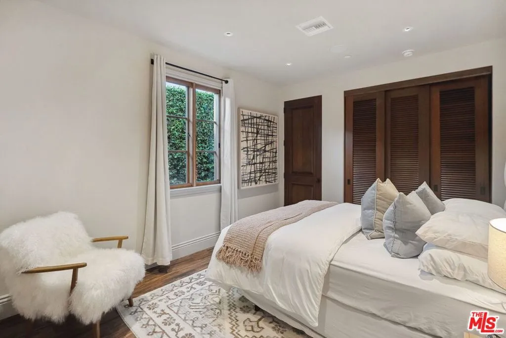 6882 Arizona Avenue, Los Angeles, California 90045 home-pic-60