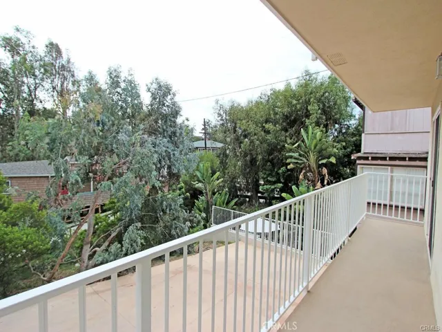 327 Calliope Street C, Laguna Beach, California 92651