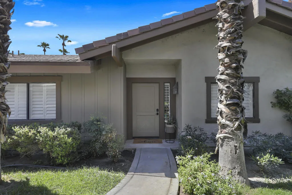 31 Blue River Drive, Palm Desert, California 92211 home-pic-29