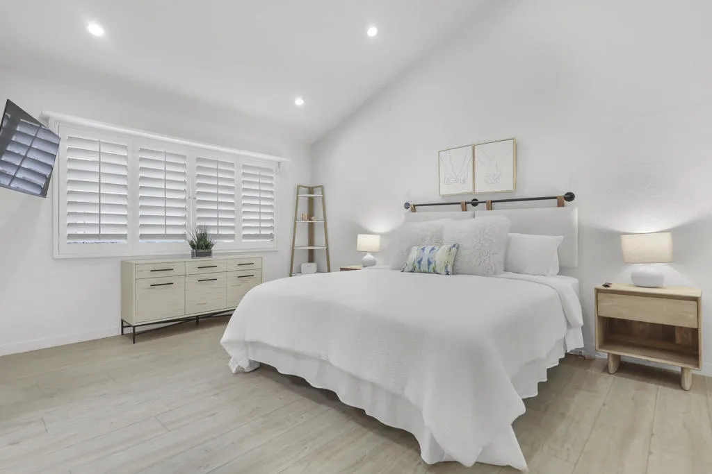31 Blue River Drive, Palm Desert, California 92211 home-pic-13