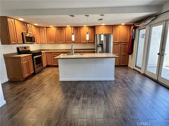 21752 Lake Vista Drive, Lake Forest, California 92630