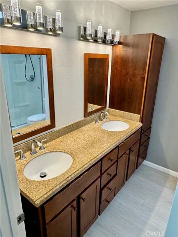 21752 Lake Vista Drive, Lake Forest, California 92630