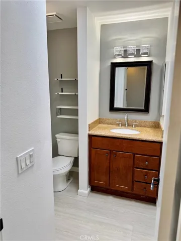 21752 Lake Vista Drive, Lake Forest, California 92630