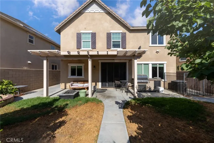 5534 Hartness Court, Fontana, California 92336