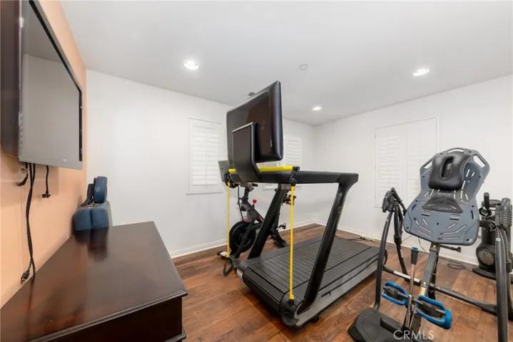 5534 Hartness Court, Fontana, California 92336