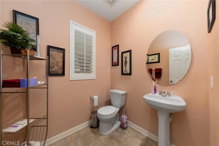 5534 Hartness Court, Fontana, California 92336