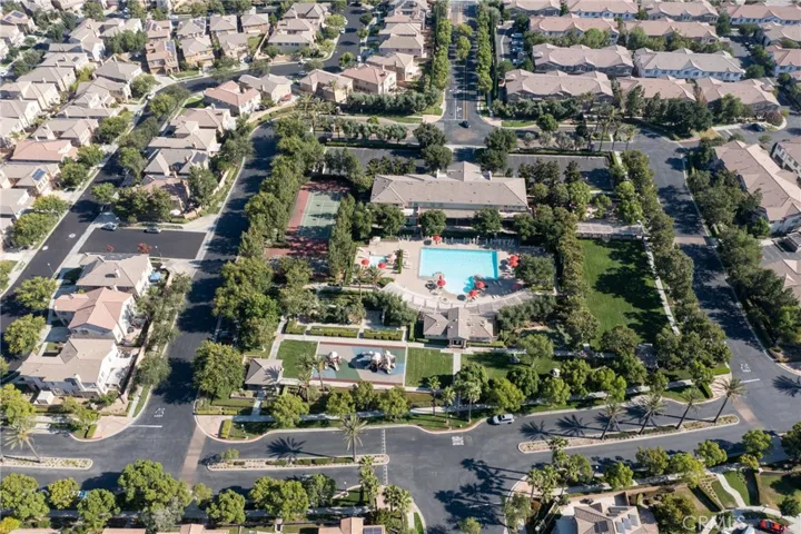 5534 Hartness Court, Fontana, California 92336