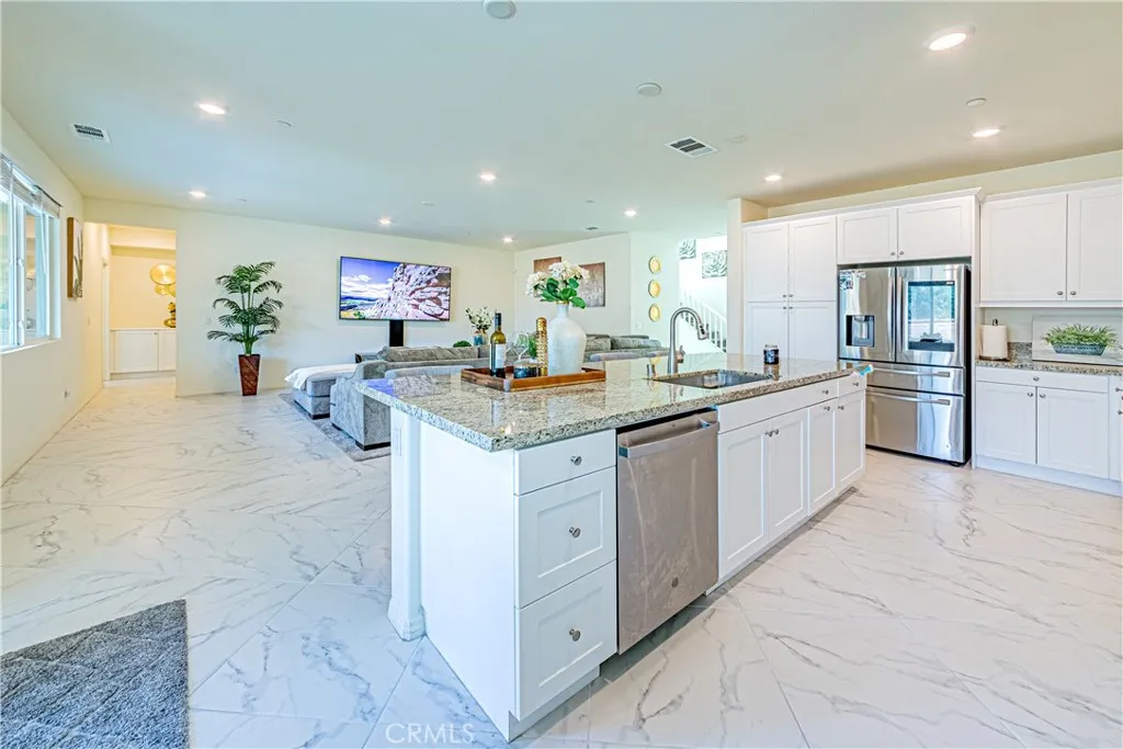 4040 S Bowery Place, Ontario, California 91761 home-pic-4