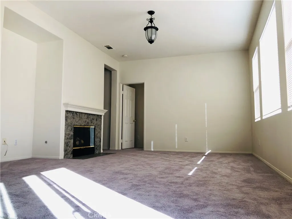 gallery-image 2