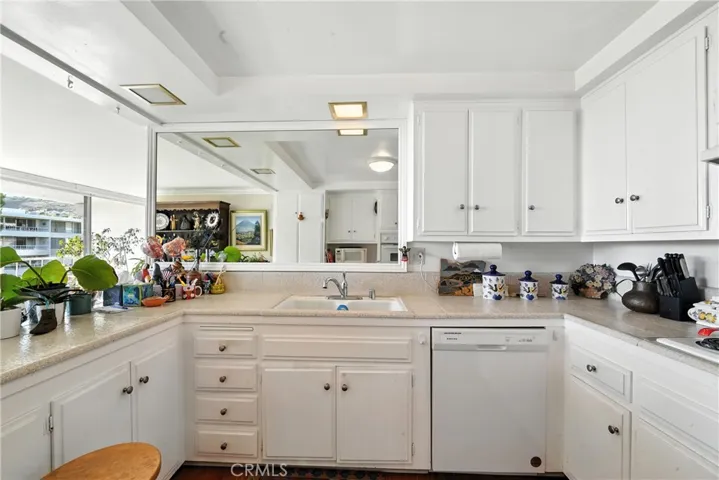 32735 Seagate Drive 301, Rancho Palos Verdes, California 90275