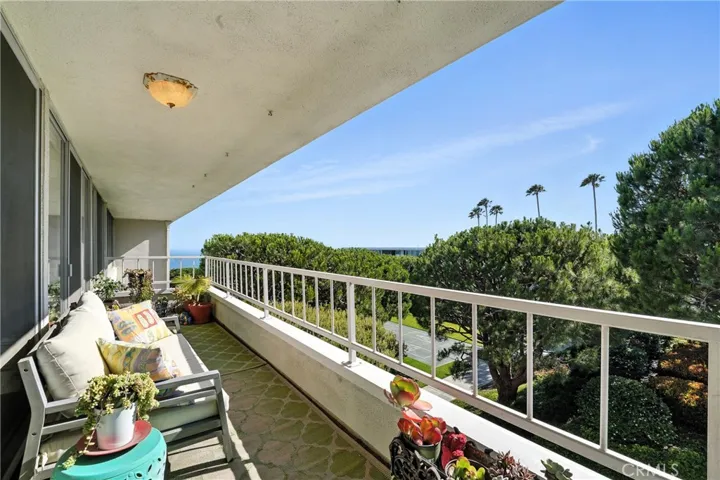 32735 Seagate Drive 301, Rancho Palos Verdes, California 90275