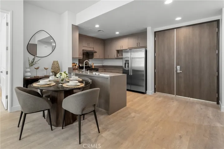168 S Monterey Street 209, Alhambra, California 91801, 2 Bedrooms Bedrooms, ,3 BathroomsBathrooms,Residential,For Sale,Monterey,WS25164157