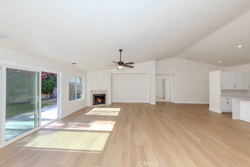 80675 Independence Avenue, Indio, California 92201 home-pic-25