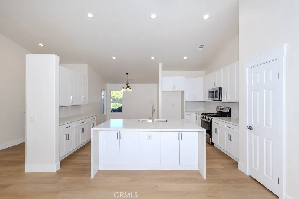 80675 Independence Avenue, Indio, California 92201 home-pic-7