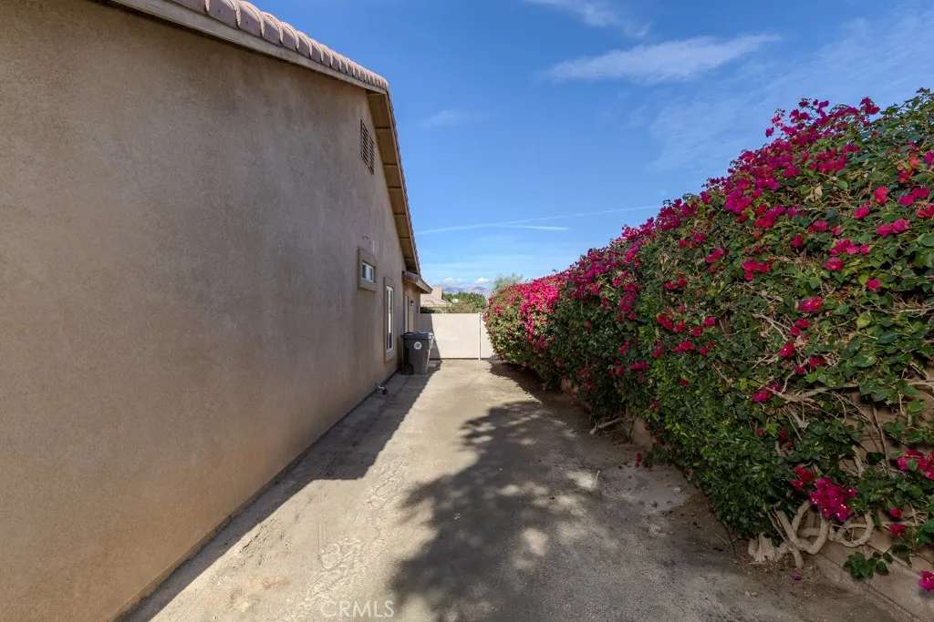 80675 Independence Avenue, Indio, California 92201 home-pic-68