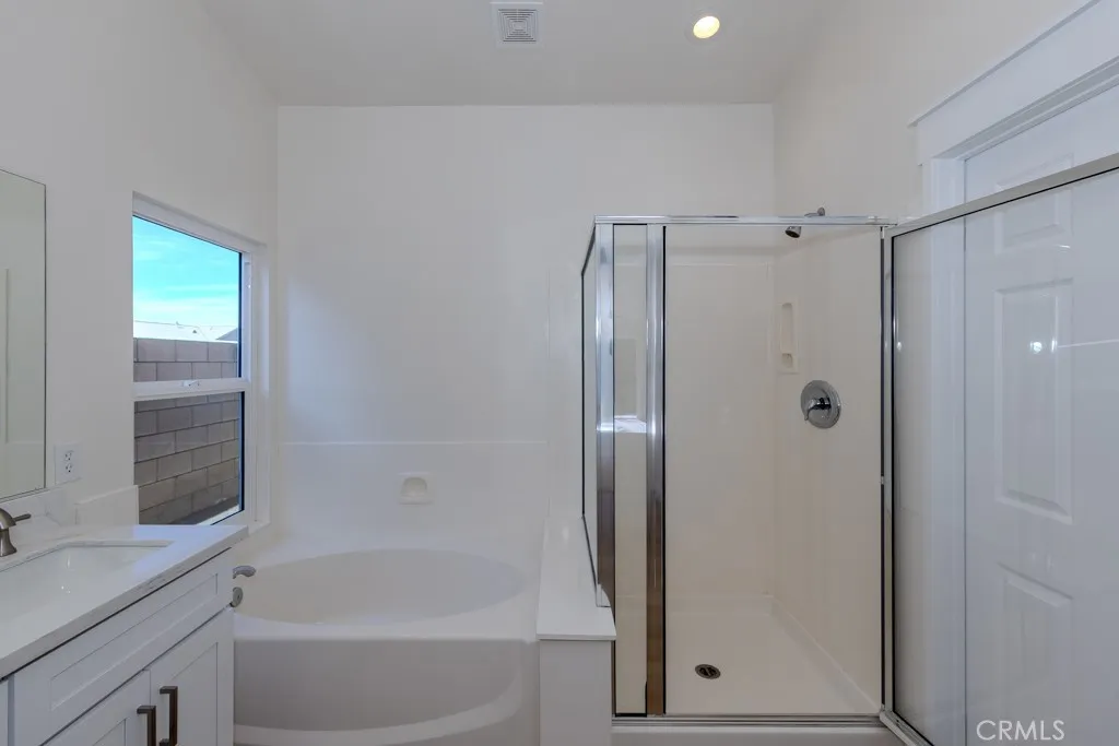 80675 Independence Avenue, Indio, California 92201 home-pic-33