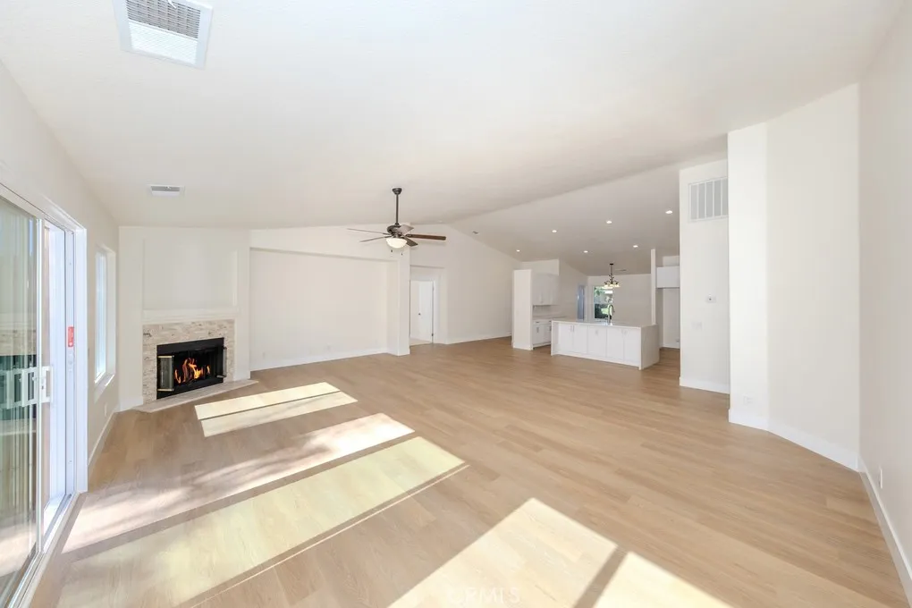 80675 Independence Avenue, Indio, California 92201 home-pic-23