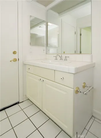 3 Via La Rocca, Rancho Palos Verdes, California 90275