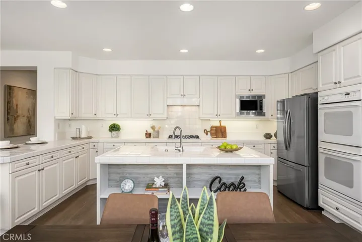 19692 Dorado Drive, Lake Forest, California 92679