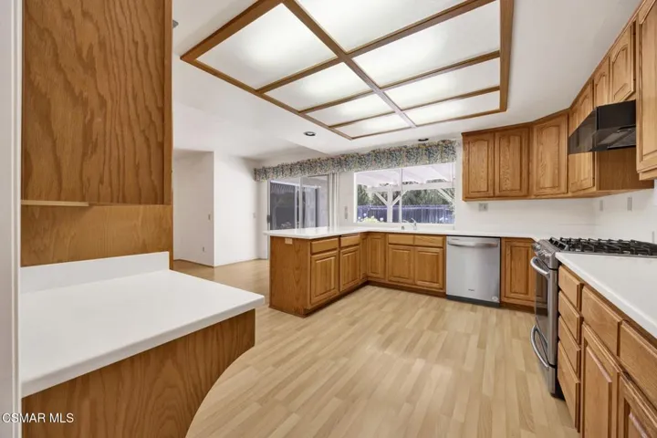 12-web-or-mls-20250720-01-3249SpringMead