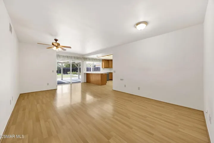 8-web-or-mls-20250720-01-3249SpringMeado
