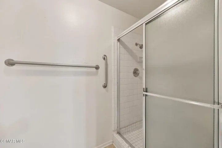 21-web-or-mls-20250720-01-3249SpringMead