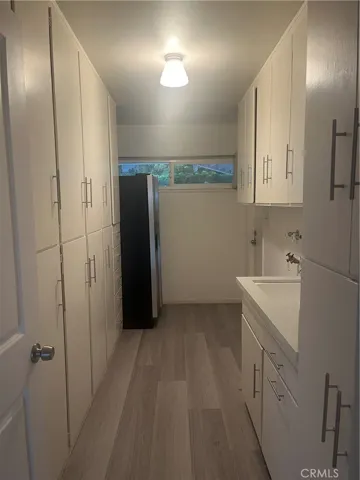 Spacious laundry room.