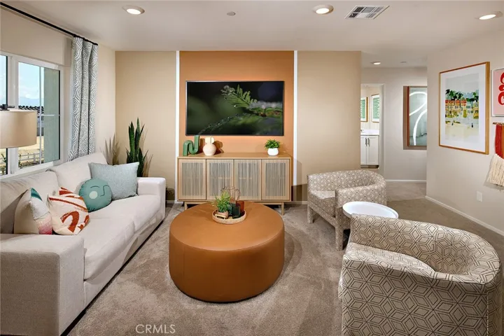 MODEL HOME