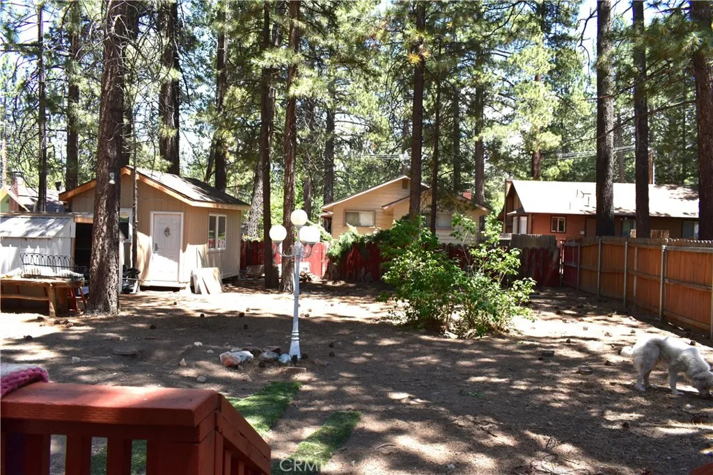437 Chickadee Drive, Big Bear Lake, California 92315 home-pic-19
