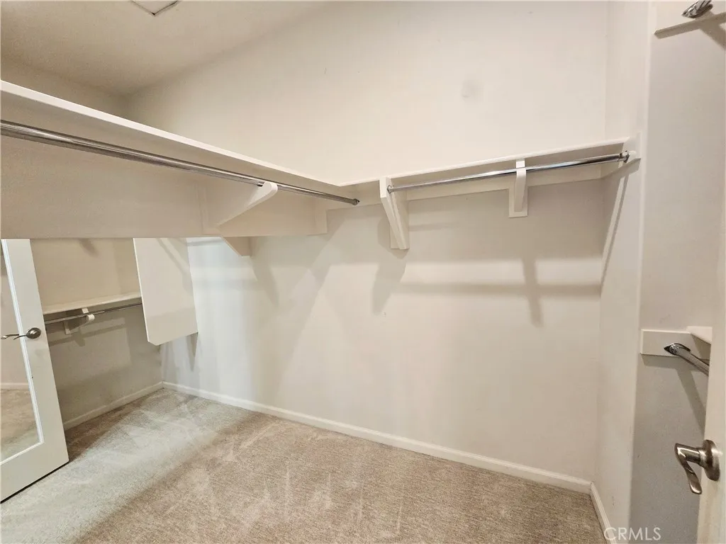 101 Newall, Irvine, California 92618 home-pic-19