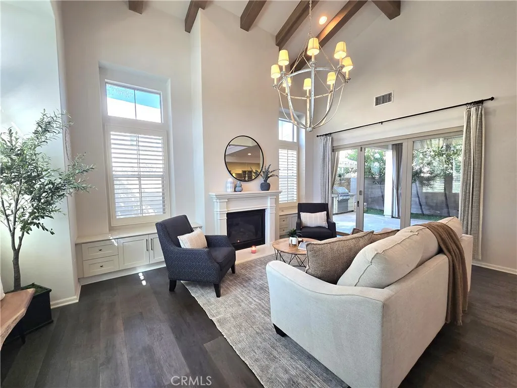 101 Newall, Irvine, California 92618 home-pic-6