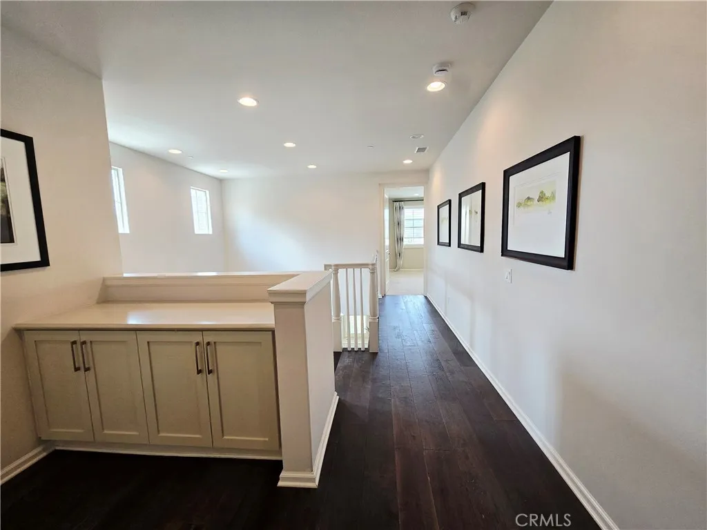 101 Newall, Irvine, California 92618 home-pic-16