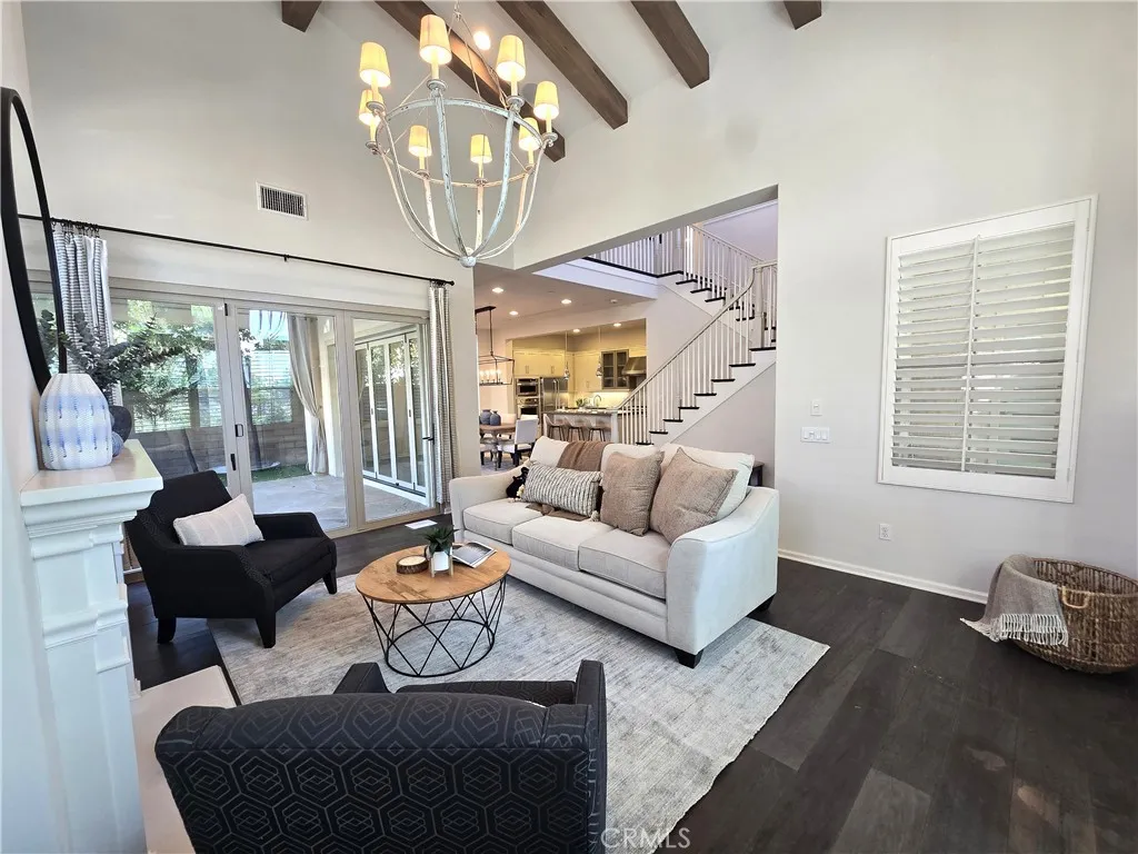 101 Newall, Irvine, California 92618 home-pic-7