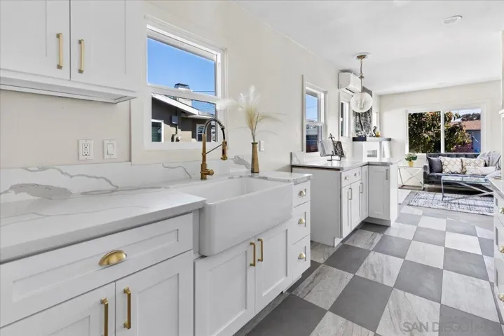 3072 Myrtle Ave, San Diego, California 92104