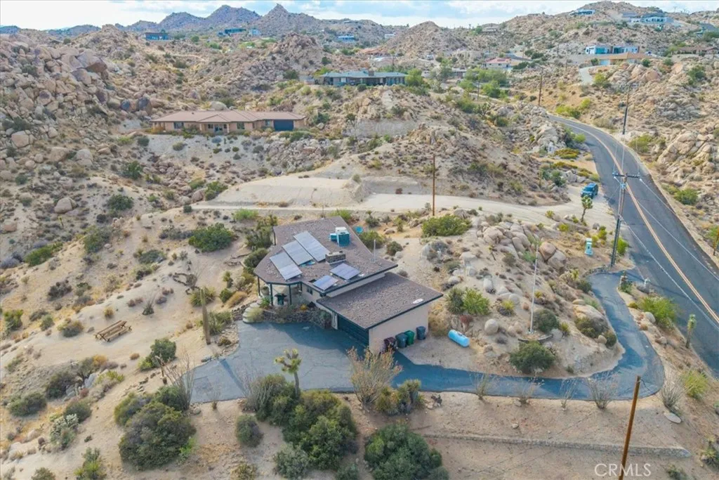 57249 Farrelo Road, Yucca Valley, California 92284 home-pic-32