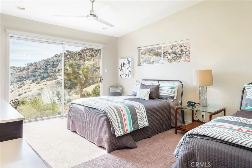 57249 Farrelo Road, Yucca Valley, California 92284 home-pic-17