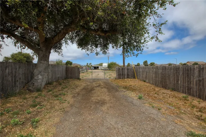 1591 1601 Farroll Road, Grover Beach, California 93433