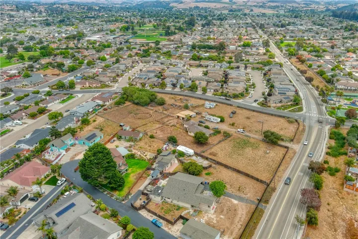 1591 1601 Farroll Road, Grover Beach, California 93433