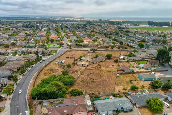 1591 1601 Farroll Road, Grover Beach, California 93433